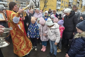 Дошкольники посетили храм иконы Божией Матери «Знамение» Курская-Коренная