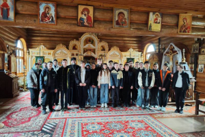 Состоялся очередной визит школьников в Казанский храм