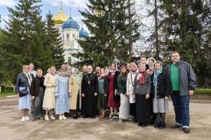 Прихожане и активисты Успенского (Михаило-Архангельского) собора города Орла побывали в паломническом путешествии