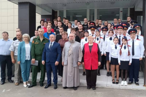 Благочинный храмов Троснянско-Кромского округа благословил призывников