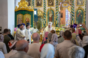 Архиерейское всенощное бдение в канун престольного торжества Николо-Песковского храма Архиерейское всенощное бдение в канун престольного торжества Николо-Песковского храма