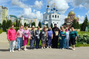 В Свято-Успенском монастыре побывали подопечные социального учреждения В Свято-Успенском монастыре побывали подопечные социального учреждения