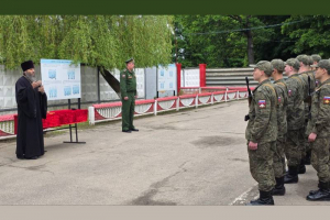 Благочинный Мценского округа благословил призывников