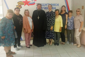 Благочинный Болховского округа встретился с родственниками бойцов Благочинный Болховского округа встретился с родственниками бойцов