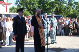 Орловских полицейских благословили на выполнение служебных задач в Северо-Кавказском федеральном округе Орловских полицейских благословили на выполнение служебных задач в Северо-Кавказском федеральном округе