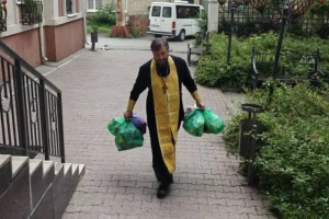 Клирик Свято-Троицкого храма совершил новый визит в ПВР