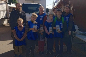 В Орле накануне Успенского поста прошла уличная миссионерская акция В Орле накануне Успенского поста прошла уличная миссионерская акция