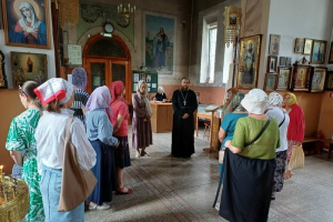 Воскресенский храм Орла посетили участники отделения социальной реабилитации и активного долголетия