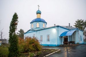 В поселке Знаменское Орловской области продолжают восстанавливать пострадавший от пожара храм