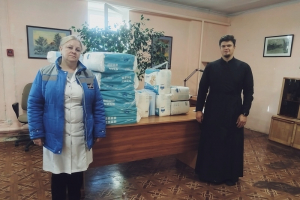Ахтырский кафедральный собор передал благотворительную помощь постояльцам хосписа в Орле