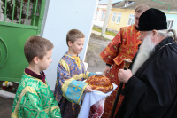 В день памяти великомученика Димитрия Солунского митрополит Орловский и Болховский Тихон совершил литургию в храме вмч. Димитрия Солунского города Дмитровска. 8 ноября 2020 г.