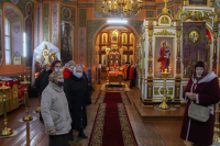 В день памяти великомученика Димитрия Солунского митрополит Орловский и Болховский Тихон совершил литургию в храме вмч. Димитрия Солунского города Дмитровска. 8 ноября 2020 г.