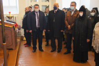 В день памяти великомученика Димитрия Солунского митрополит Орловский и Болховский Тихон совершил литургию в храме вмч. Димитрия Солунского города Дмитровска. 8 ноября 2020 г.