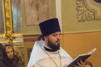 В навечерие Рождества Христова (Рождественский сочельник) митрополит Орловский и Болховский Тихон совершил Литургию в Ахтырском кафедральном соборе Орла. 6 января 2020 г. В навечерие Рождества Христова (Рождественский сочельник) митрополит Орловский и Болховский Тихон совершил Литургию в Ахтырском кафедральном соборе Орла. 6 января 2020 г.