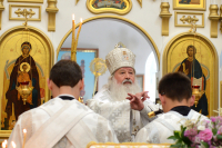 В Троицкую родительскую субботу митрополит Орловский и Болховский Тихон совершил Литургию в храме иконы Божией Матери «Взыскание погибших» города Орла. 19 июня 2021 г.