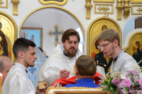 В Троицкую родительскую субботу митрополит Орловский и Болховский Тихон совершил Литургию в храме иконы Божией Матери «Взыскание погибших» города Орла. 19 июня 2021 г.