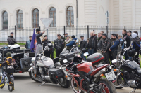 Более 70 орловских байкеров открыли мотосезон путешествий в Свято-Троицком храме Мценска
