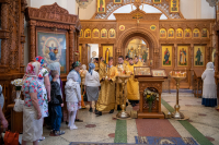 В Неделю 6-ю по Пятидесятнице и праздник перенесения мощей святителя Филиппа, митрополита Московского и всея России, чудотворца, митрополит Орловский и Болховский Тихон совершил Божественную литургию в храме Иверской иконы Божией Матери города Орла. 16 июля 2023 г.