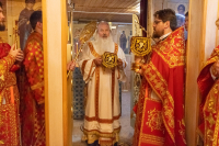 В день памяти великомученицы Екатерины митрополит Орловский и Болховский Тихон возглавил Божественную литургию в храме мучениц Веры, Надежды, Любови и матери их Софии в микрорайоне «Зареченский» города Орла. 7 декабря 2022 г.