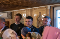 В канун Недели 6-й Великого поста, ваий, праздника Входа Господня в Иерусалим митрополит Орловский и Болховский Тихон совершил всенощное бдение в храме мучениц Веры, Надежды, Любови и матери их Софии в микрорайоне «Зареченский» города Орла. 27 апреля 2024 г.