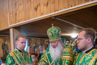 В канун Недели 6-й Великого поста, ваий, праздника Входа Господня в Иерусалим митрополит Орловский и Болховский Тихон совершил всенощное бдение в храме мучениц Веры, Надежды, Любови и матери их Софии в микрорайоне «Зареченский» города Орла. 27 апреля 2024 г.