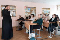 Священнослужители Орловской епархии продолжают работу в рамках проекта «Диалог со священником»