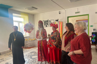 Орловский священник навестил юных подопечных социального центра Орловский священник навестил юных подопечных социального центра