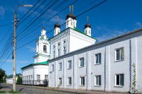 В день Пророка Илии и по случаю 250 летней годовщины со дня рождения храма, митрополит Орловский и Болховский Тихон возглавил Божественную Литургию в Николо-Песковском храме города Орла. 2 августа 2025 года. 