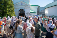 В день Пророка Илии и по случаю 250 летней годовщины со дня рождения храма, митрополит Орловский и Болховский Тихон возглавил Божественную Литургию в Николо-Песковском храме города Орла. 2 августа 2025 года. 
