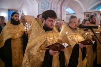 В канун дня памяти священноисповедника Георгия Коссова митрополит Орловский и Болховский Тихон возглавил всенощное бдение в Спасо-Преображенском соборе города Болхова. 8 декабря 2023 г.