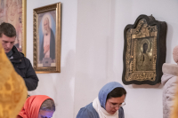 В канун дня памяти священноисповедника Георгия Коссова митрополит Орловский и Болховский Тихон возглавил всенощное бдение в Спасо-Преображенском соборе города Болхова. 8 декабря 2023 г.