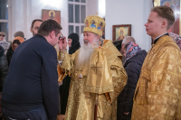 В канун дня памяти священноисповедника Георгия Коссова митрополит Орловский и Болховский Тихон возглавил всенощное бдение в Спасо-Преображенском соборе города Болхова. 8 декабря 2023 г.