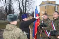 Председатель епархиального отдела по взаимодействию с Вооруженными силами благословил новобранцев Председатель епархиального отдела по взаимодействию с Вооруженными силами благословил новобранцев