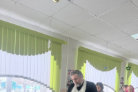 Настоятель храма святых Афанасия и Кирилла посетил подопечных социального центра Настоятель храма святых Афанасия и Кирилла посетил подопечных социального центра