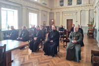 В резиденции Управляющего Орловской митрополией состоялось рабочее совещание Центрального благочиния с участием священнослужителей, ответственных за просветительскую и образовательную деятельность в детских садах, школах, средних специальных и высших учебных заведениях. 10 марта 2026 года, г.Орел В резиденции Управляющего Орловской митрополией состоялось рабочее совещание Центрального благочиния с участием священнослужителей, ответственных за просветительскую и образовательную деятельность в детских садах, школах, средних специальных и высших учебных заведениях. 10 марта 2026 года, г.Орел