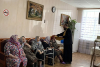 Священнослужители Мценского благочиния посетил подопечных социального учреждения