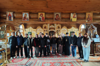 Настоятель Казанского храма провел экскурсии для школьников Настоятель Казанского храма провел экскурсии для школьников