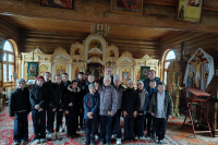Школьники посетили Казанский храм Школьники посетили Казанский храм