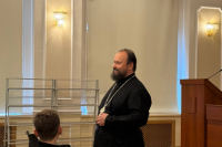 Клирик Богоявленского собора встретился со студентами