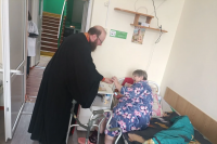 Настоятель Вознесенского храма поздравил пожилых подопечных с Пасхой Христовой Настоятель Вознесенского храма поздравил пожилых подопечных с Пасхой Христовой