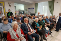 Учащиеся Орловской православной гимназии во имя священномученика Иоанна Кукши посетили геронтологический центр