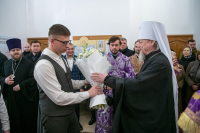 В Неделю 3-ю Великого поста, Крестопоклонную, в день празднования иконы Божией Матери «Державная» и в годовщину со дня преставления схиархимандрита Илия (Ноздрина), в храме Сретения Господня поселка Вятский Посад Орловского муниципального округа была совершена архиерейская Божественная литургия. 15 марта 2026 года, Орловский муниципальный округ В Неделю 3-ю Великого поста, Крестопоклонную, в день празднования иконы Божией Матери «Державная» и в годовщину со дня преставления схиархимандрита Илия (Ноздрина), в храме Сретения Господня поселка Вятский Посад Орловского муниципального округа была совершена архиерейская Божественная литургия. 15 марта 2026 года, Орловский муниципальный округ