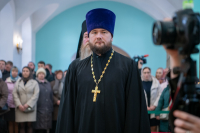В Неделю 3-ю Великого поста, Крестопоклонную, в день празднования иконы Божией Матери «Державная» и в годовщину со дня преставления схиархимандрита Илия (Ноздрина), в храме Сретения Господня поселка Вятский Посад Орловского муниципального округа была совершена архиерейская Божественная литургия. 15 марта 2026 года, Орловский муниципальный округ В Неделю 3-ю Великого поста, Крестопоклонную, в день празднования иконы Божией Матери «Державная» и в годовщину со дня преставления схиархимандрита Илия (Ноздрина), в храме Сретения Господня поселка Вятский Посад Орловского муниципального округа была совершена архиерейская Божественная литургия. 15 марта 2026 года, Орловский муниципальный округ