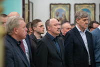 В Неделю 3-ю Великого поста, Крестопоклонную, в день празднования иконы Божией Матери «Державная» и в годовщину со дня преставления схиархимандрита Илия (Ноздрина), в храме Сретения Господня поселка Вятский Посад Орловского муниципального округа была совершена архиерейская Божественная литургия. 15 марта 2026 года, Орловский муниципальный округ В Неделю 3-ю Великого поста, Крестопоклонную, в день празднования иконы Божией Матери «Державная» и в годовщину со дня преставления схиархимандрита Илия (Ноздрина), в храме Сретения Господня поселка Вятский Посад Орловского муниципального округа была совершена архиерейская Божественная литургия. 15 марта 2026 года, Орловский муниципальный округ