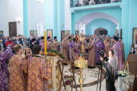 В Неделю 3-ю Великого поста, Крестопоклонную, в день празднования иконы Божией Матери «Державная» и в годовщину со дня преставления схиархимандрита Илия (Ноздрина), в храме Сретения Господня поселка Вятский Посад Орловского муниципального округа была совершена архиерейская Божественная литургия. 15 марта 2026 года, Орловский муниципальный округ В Неделю 3-ю Великого поста, Крестопоклонную, в день празднования иконы Божией Матери «Державная» и в годовщину со дня преставления схиархимандрита Илия (Ноздрина), в храме Сретения Господня поселка Вятский Посад Орловского муниципального округа была совершена архиерейская Божественная литургия. 15 марта 2026 года, Орловский муниципальный округ