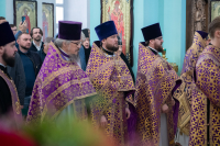 В Неделю 3-ю Великого поста, Крестопоклонную, в день празднования иконы Божией Матери «Державная» и в годовщину со дня преставления схиархимандрита Илия (Ноздрина), в храме Сретения Господня поселка Вятский Посад Орловского муниципального округа была совершена архиерейская Божественная литургия. 15 марта 2026 года, Орловский муниципальный округ В Неделю 3-ю Великого поста, Крестопоклонную, в день празднования иконы Божией Матери «Державная» и в годовщину со дня преставления схиархимандрита Илия (Ноздрина), в храме Сретения Господня поселка Вятский Посад Орловского муниципального округа была совершена архиерейская Божественная литургия. 15 марта 2026 года, Орловский муниципальный округ