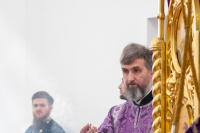 В Неделю 3-ю Великого поста, Крестопоклонную, в день празднования иконы Божией Матери «Державная» и в годовщину со дня преставления схиархимандрита Илия (Ноздрина), в храме Сретения Господня поселка Вятский Посад Орловского муниципального округа была совершена архиерейская Божественная литургия. 15 марта 2026 года, Орловский муниципальный округ В Неделю 3-ю Великого поста, Крестопоклонную, в день празднования иконы Божией Матери «Державная» и в годовщину со дня преставления схиархимандрита Илия (Ноздрина), в храме Сретения Господня поселка Вятский Посад Орловского муниципального округа была совершена архиерейская Божественная литургия. 15 марта 2026 года, Орловский муниципальный округ