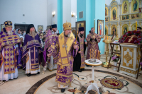 В Неделю 3-ю Великого поста, Крестопоклонную, в день празднования иконы Божией Матери «Державная» и в годовщину со дня преставления схиархимандрита Илия (Ноздрина), в храме Сретения Господня поселка Вятский Посад Орловского муниципального округа была совершена архиерейская Божественная литургия. 15 марта 2026 года, Орловский муниципальный округ В Неделю 3-ю Великого поста, Крестопоклонную, в день празднования иконы Божией Матери «Державная» и в годовщину со дня преставления схиархимандрита Илия (Ноздрина), в храме Сретения Господня поселка Вятский Посад Орловского муниципального округа была совершена архиерейская Божественная литургия. 15 марта 2026 года, Орловский муниципальный округ