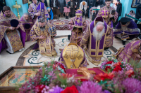 В Неделю 3-ю Великого поста, Крестопоклонную, в день празднования иконы Божией Матери «Державная» и в годовщину со дня преставления схиархимандрита Илия (Ноздрина), в храме Сретения Господня поселка Вятский Посад Орловского муниципального округа была совершена архиерейская Божественная литургия. 15 марта 2026 года, Орловский муниципальный округ В Неделю 3-ю Великого поста, Крестопоклонную, в день празднования иконы Божией Матери «Державная» и в годовщину со дня преставления схиархимандрита Илия (Ноздрина), в храме Сретения Господня поселка Вятский Посад Орловского муниципального округа была совершена архиерейская Божественная литургия. 15 марта 2026 года, Орловский муниципальный округ