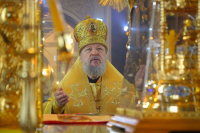  В Неделю 27-ю по Пятидесятнице митрополит Орловский и Болховский Антоний возглавил литургию в Ахтырском кафедральном соборе. 2 декабря 2018 г.